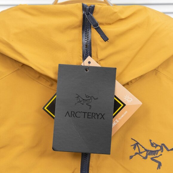 Arc'teryx Macai LT Lightweight Down Jacket Unisex in Orange/Black - Picture 11 of 12